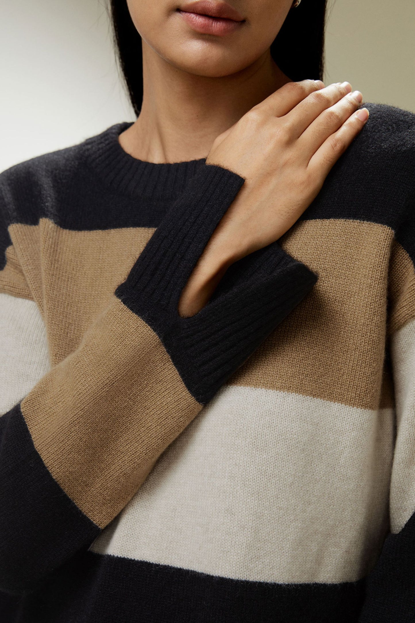 #color_Black & Camel & Beige