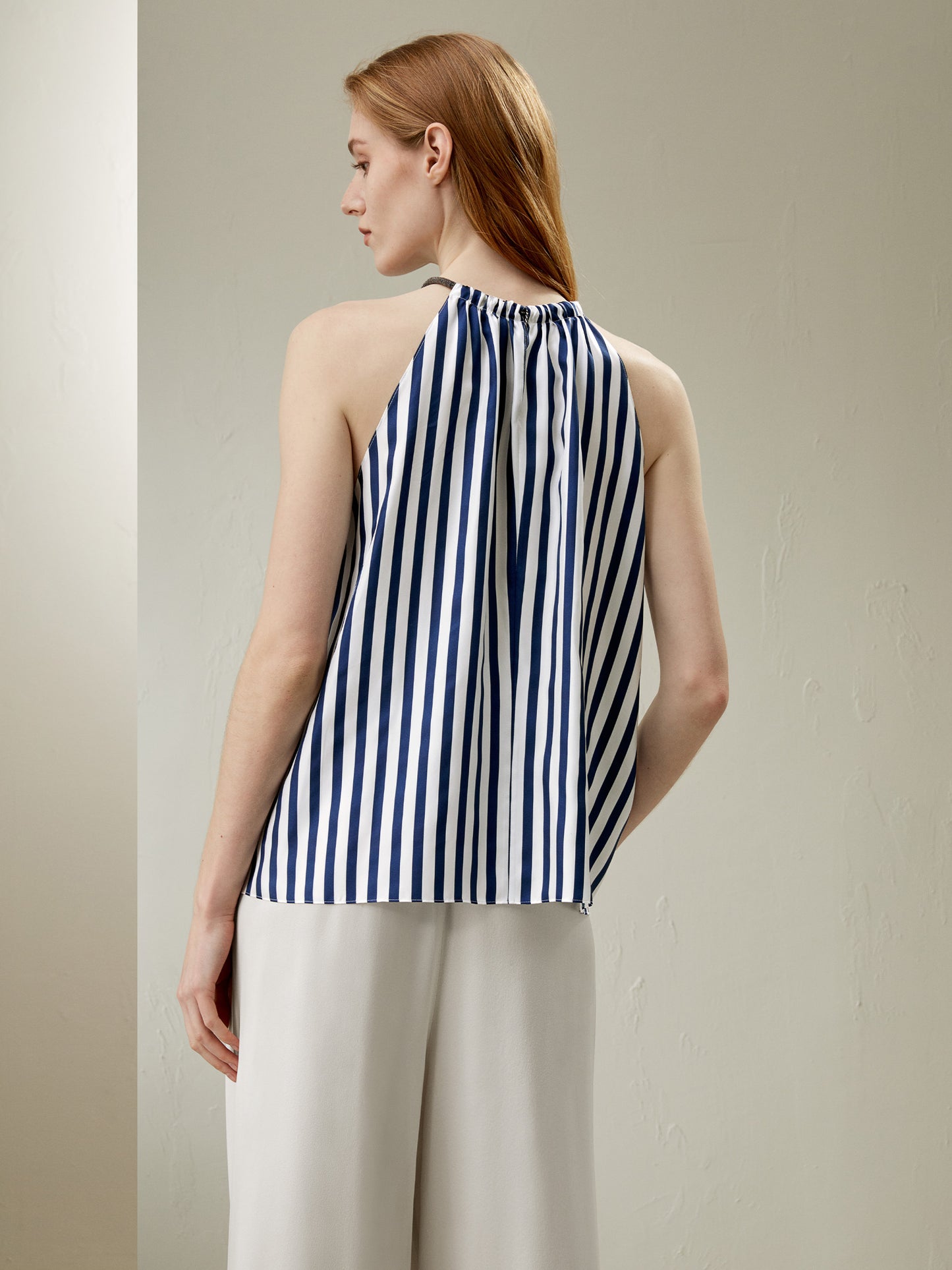 #color_blue-white-pinstripes