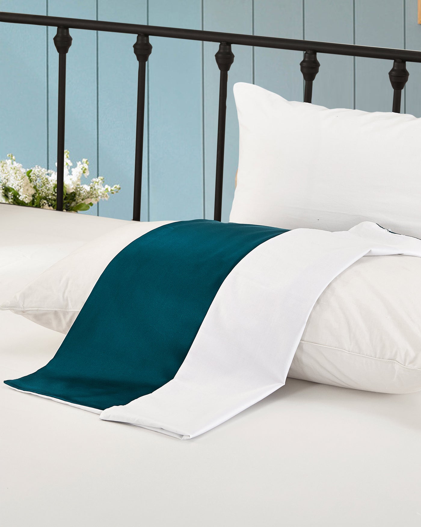 19 Momme Silk Pillowcase With Cotton Underside And Hidden Zipper Dark Teal