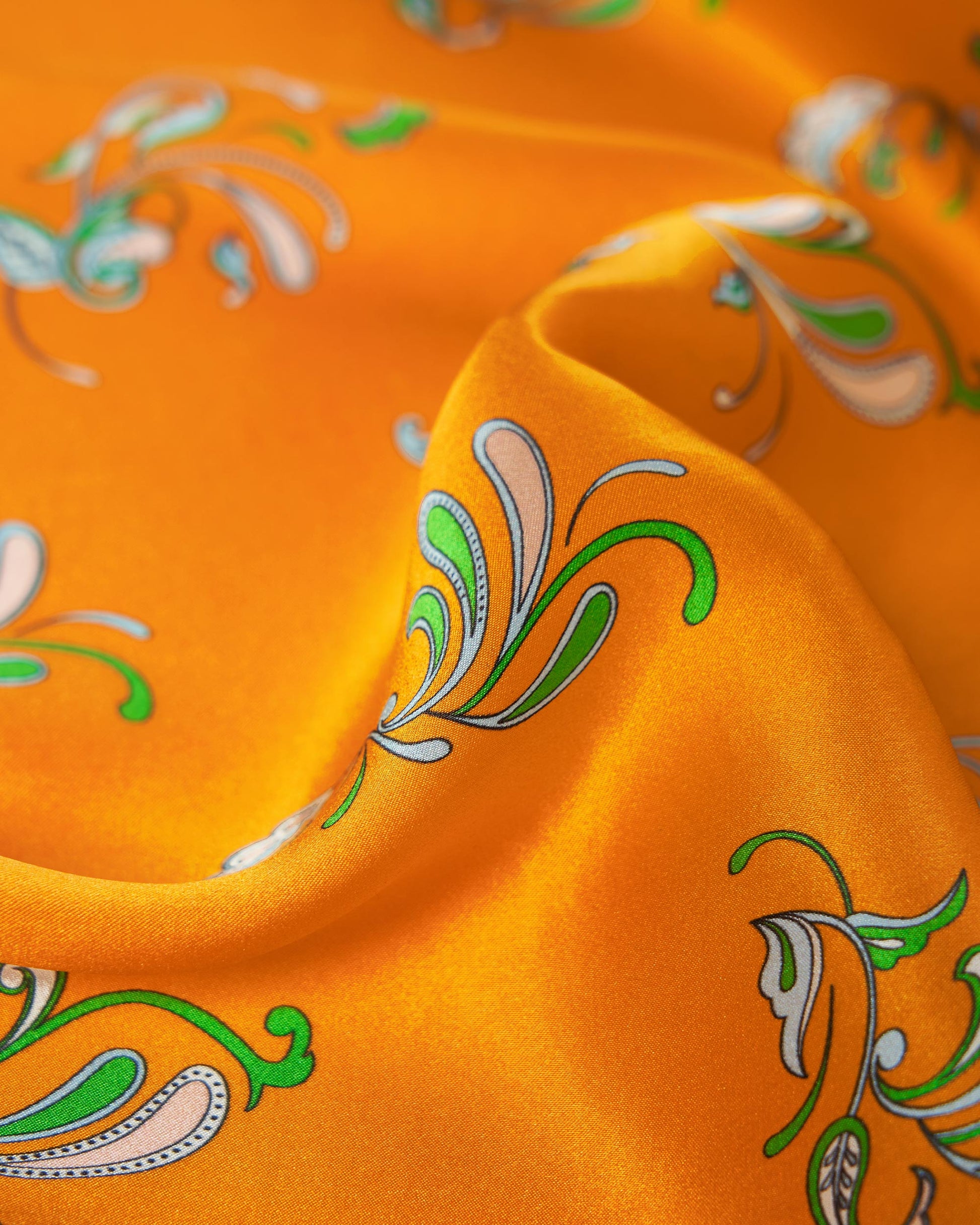 #color_orange-paisley